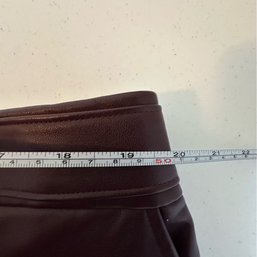 Women’s‎ Liz Claiborne 14W Burgundy Wine Faux Leather Skirt - Picture 10 of 11